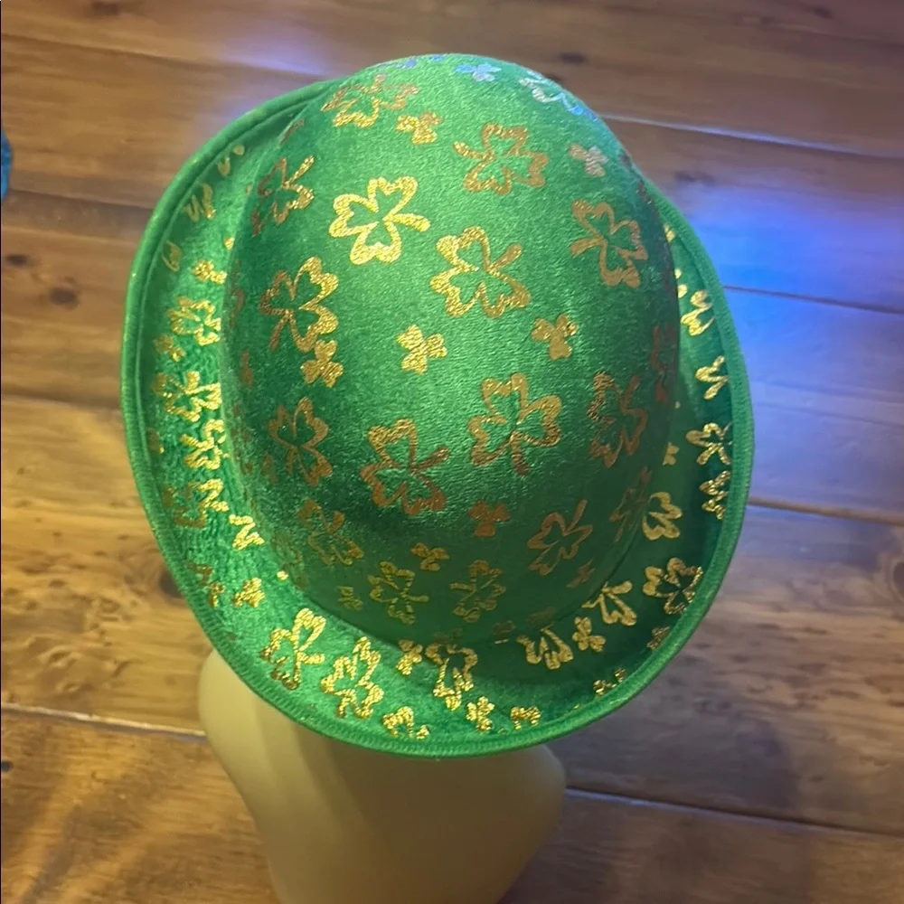 Green & Gold Shamrock ☘️ St. Patrick’s Day Bowler Hat 👒 🎩